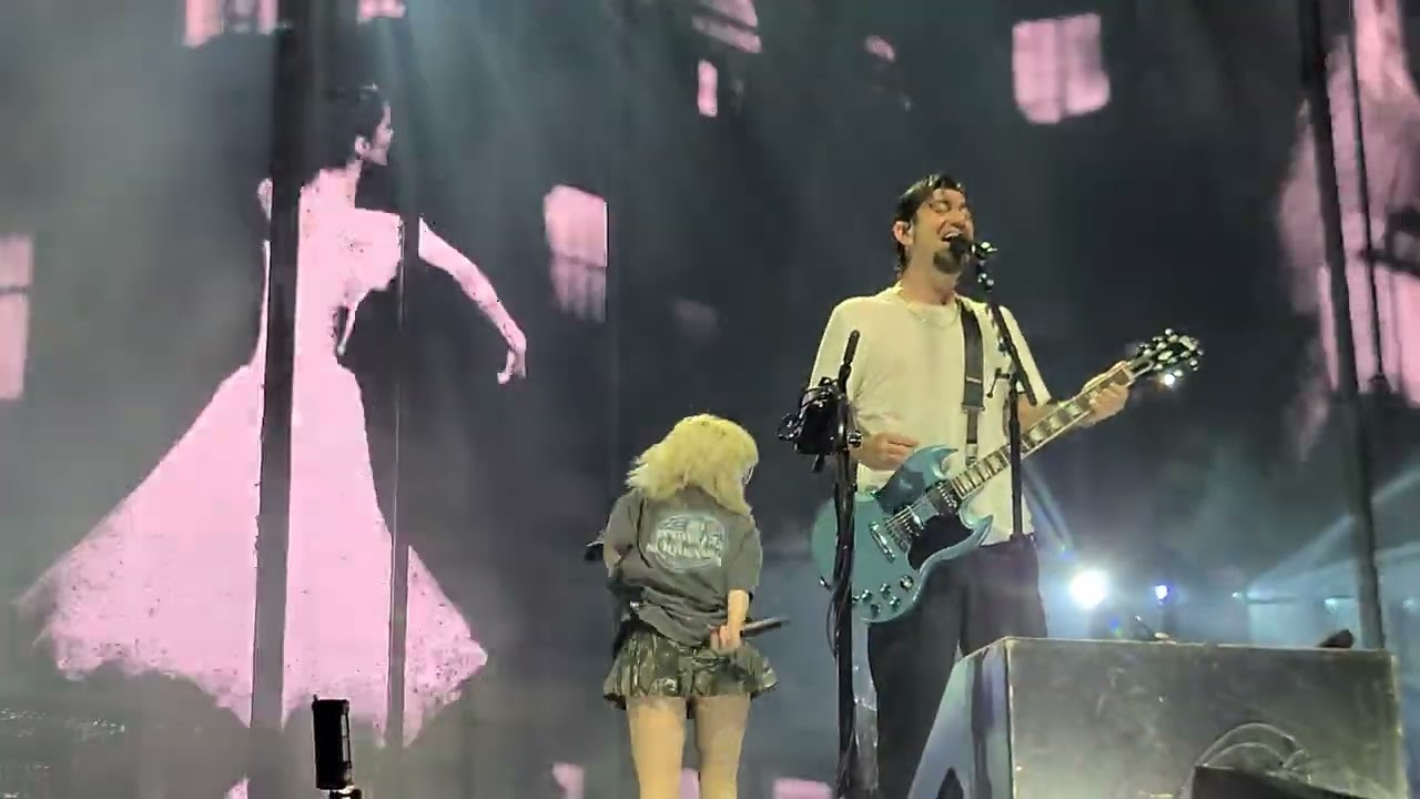 Hayley Williams x Deftones