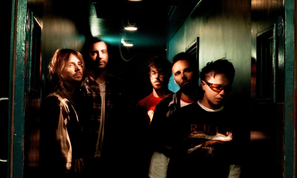 Nothing But Thieves 2026