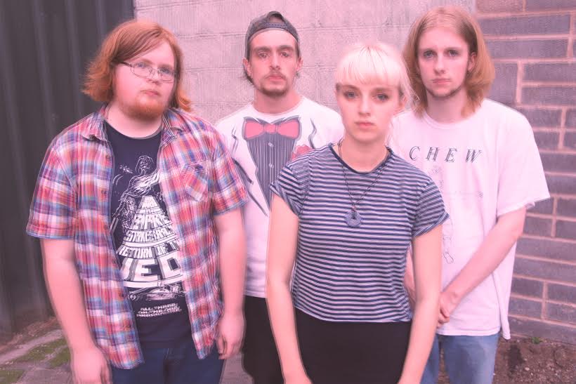 exclusive-ep-stream-premiere-silverfield-flower