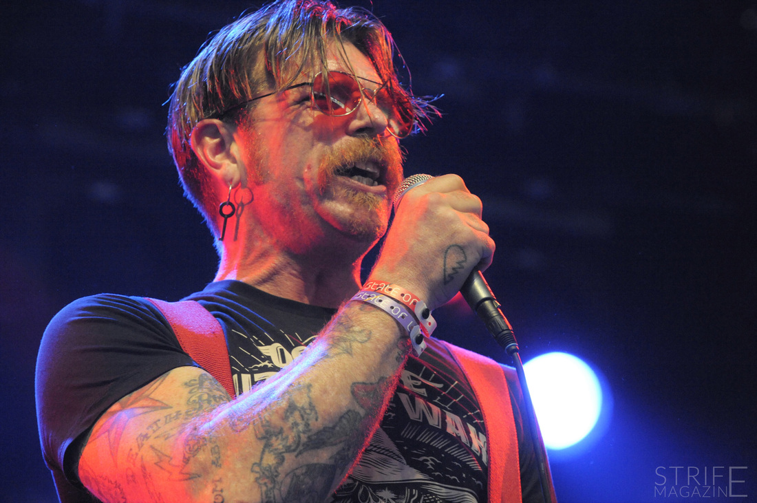 lowlands-review-eagles-of-death-metal
