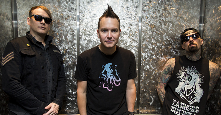 steve-aoki-has-remixed-blink-182s-bored-to-death