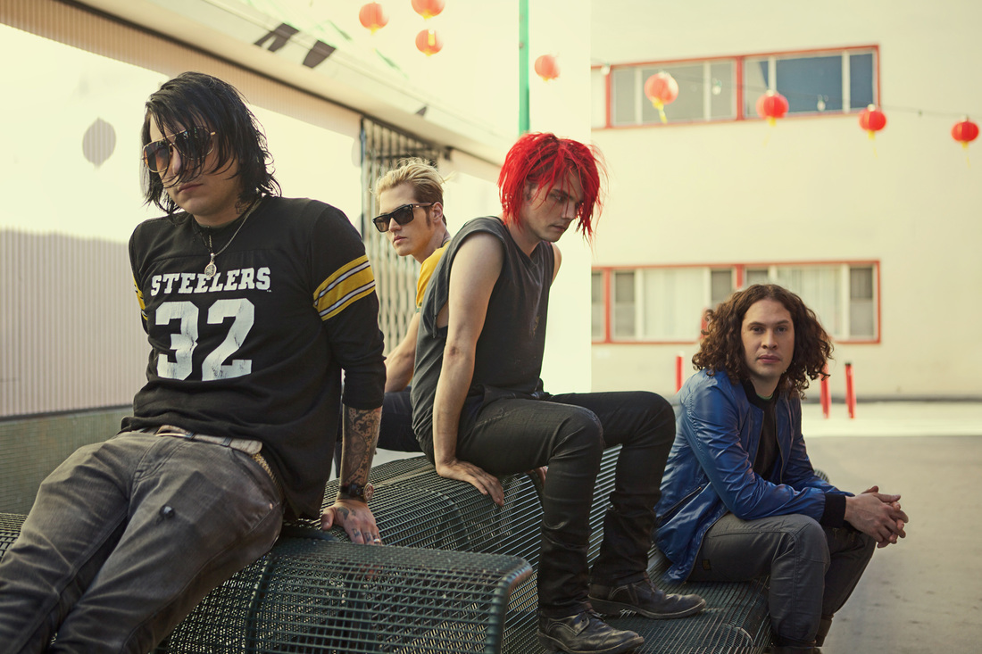 watch-college-kids-respond-to-my-chemical-romance