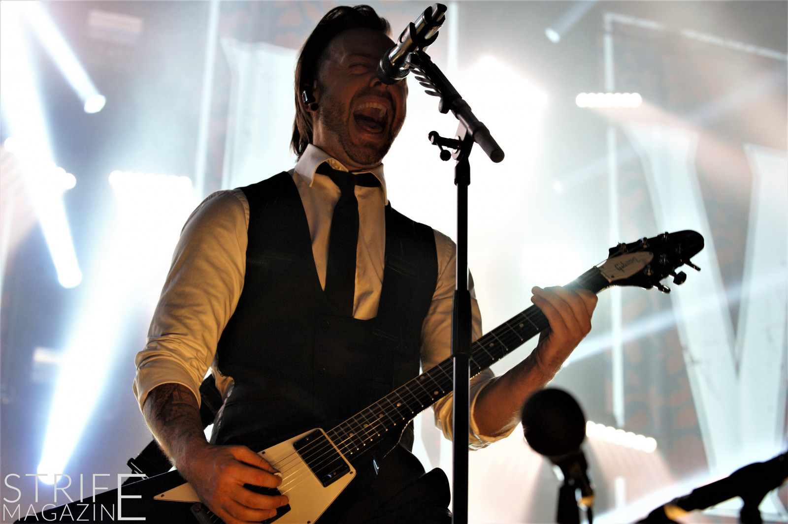 photo-review-bullet-for-my-valentine-013-tilburg