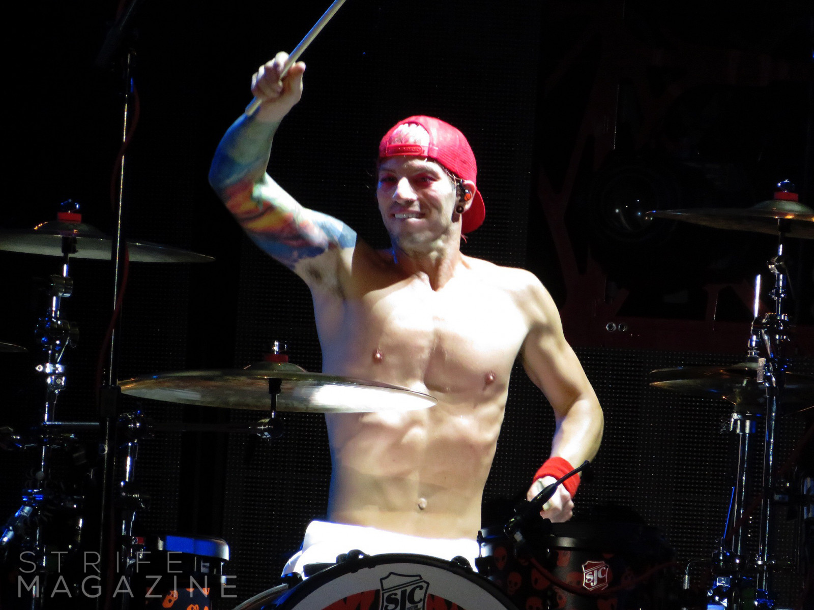 twenty-one-pilots-stressed-out-has-gone-5x-platinum