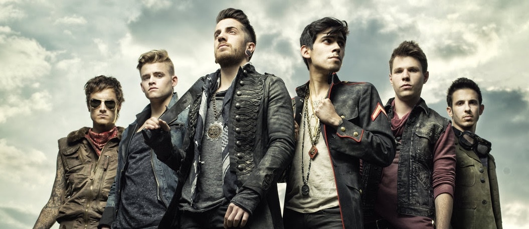 crown-the-empire-have-parted-with-vocalist