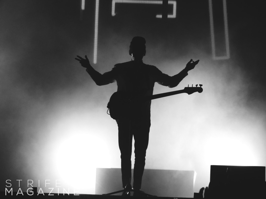 watch-this-couple-get-engaged-during-a-twenty-one-pilots-show