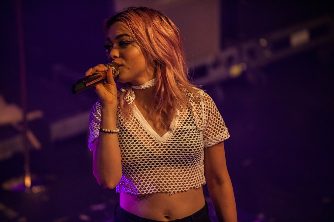 photo-review-hey-violet-play-their-first-dutch-headliner-show-in-amsterdam