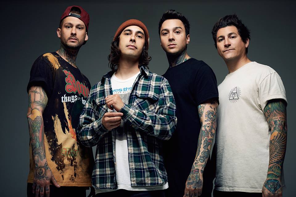 watch-pierce-the-veil-perform-with-caleb-shomo-beartooth