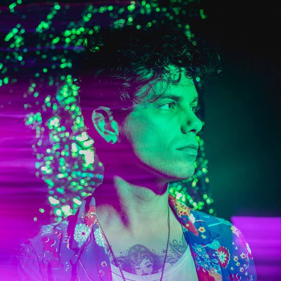 vesperteen-releases-new-track