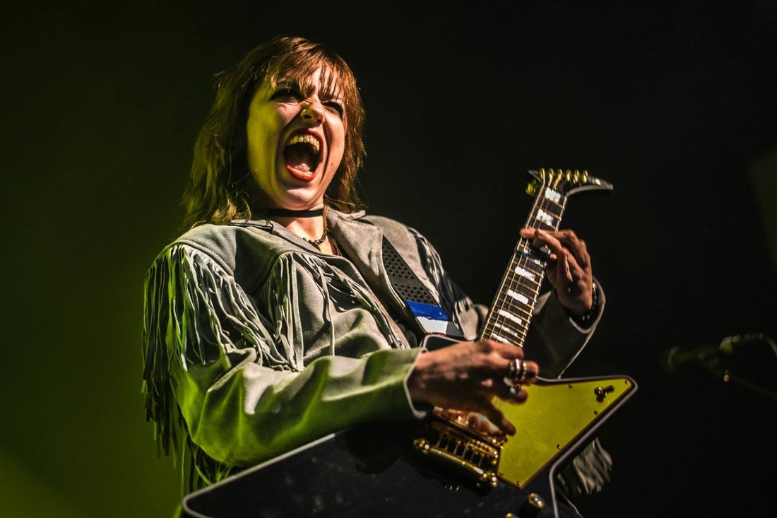 halestorm-premiere-new-track-live