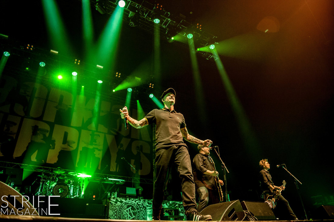 dropkick-murphys-flogging-molly-announce-co-headliner-tour