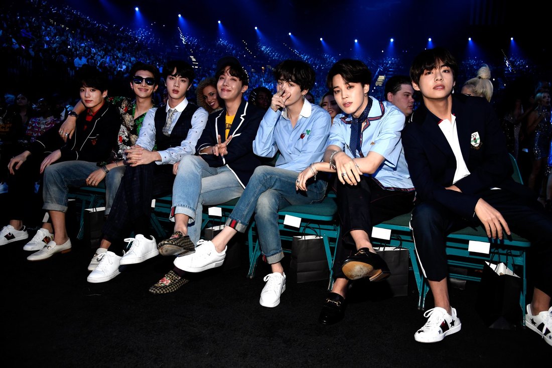 watch-bts-perform-fake-love-at-the-ellen-show