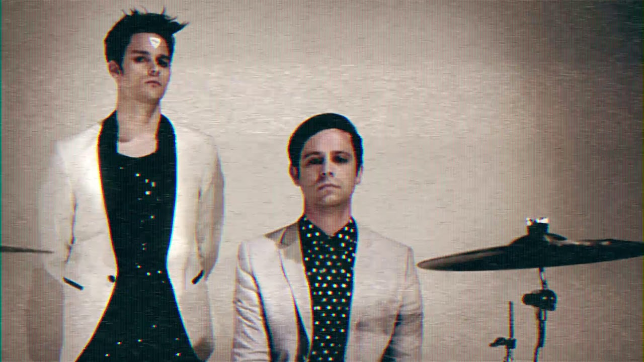 idkhow-sign-with-label-release-new-track-do-it-all-the-time