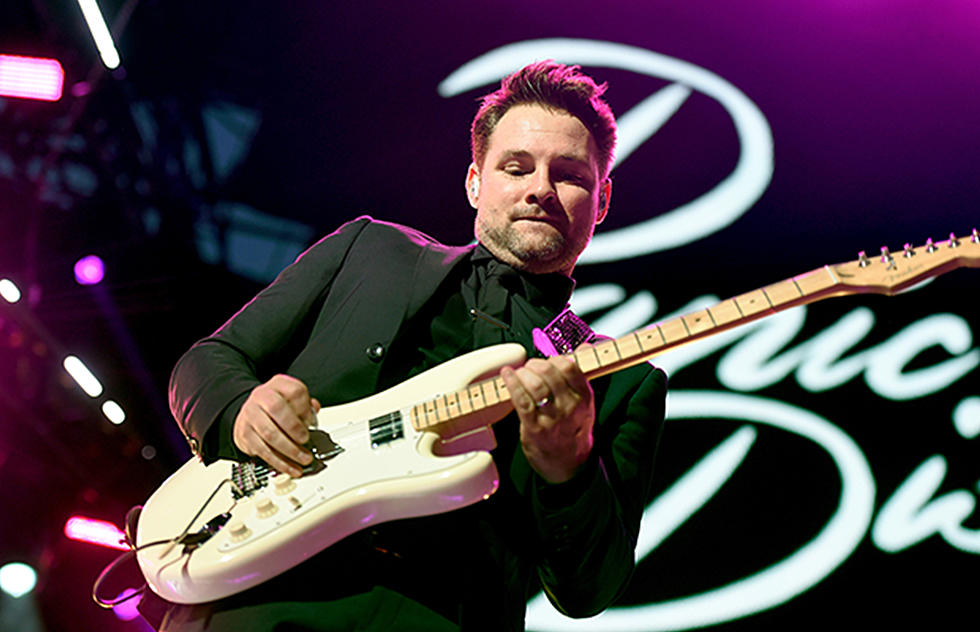 panic-at-the-disco-guitarist-kenneth-harris-leaves-band-after-online-allegations