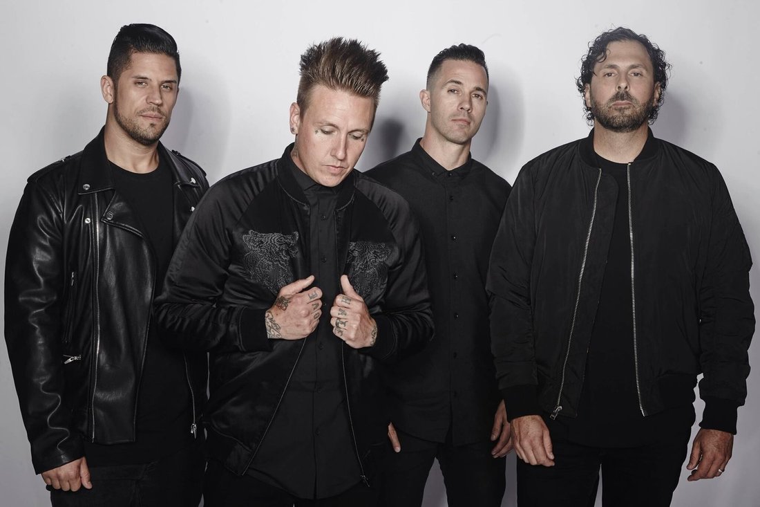 papa-roach-announce-new-album-who-do-you-trust