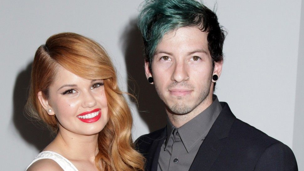 josh-dun-proposed-to-girlfriend-debby-ryan