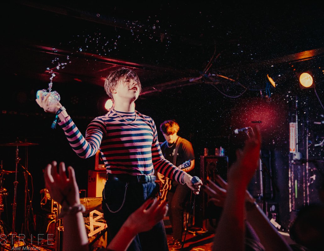 yungblud-performed-for-bbc-radio-1-in-maida-vale-was-joined-by-halsey