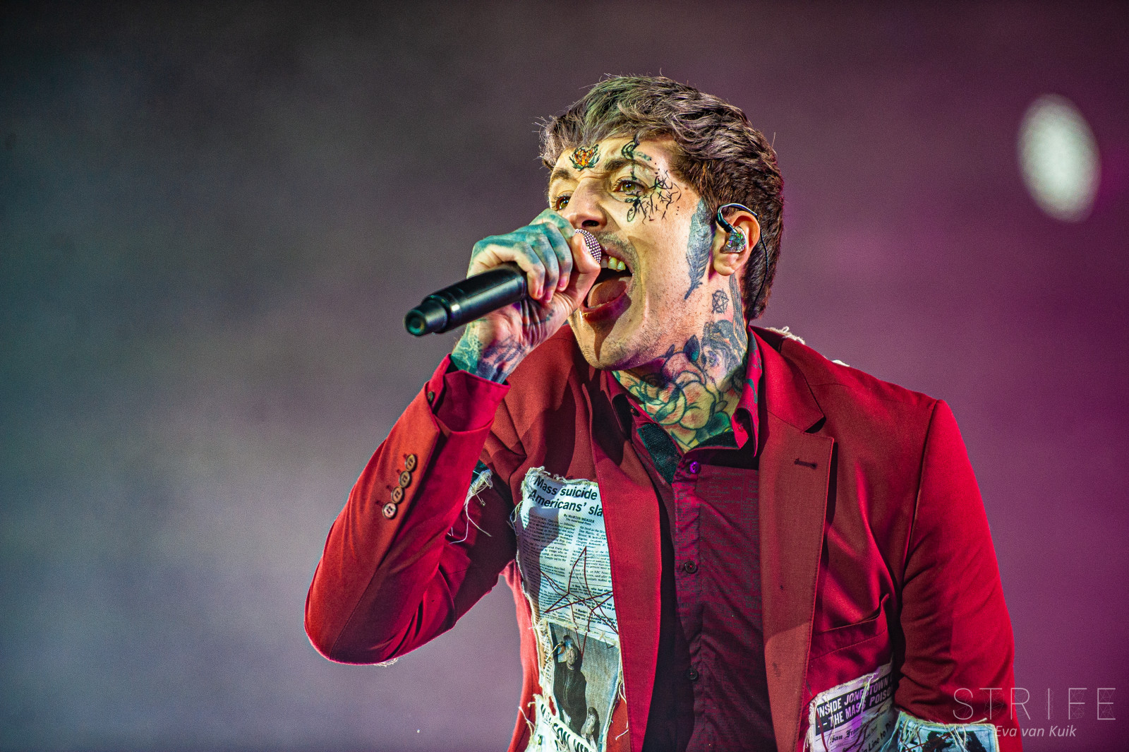 bring-me-the-horizon-oliver-sykes