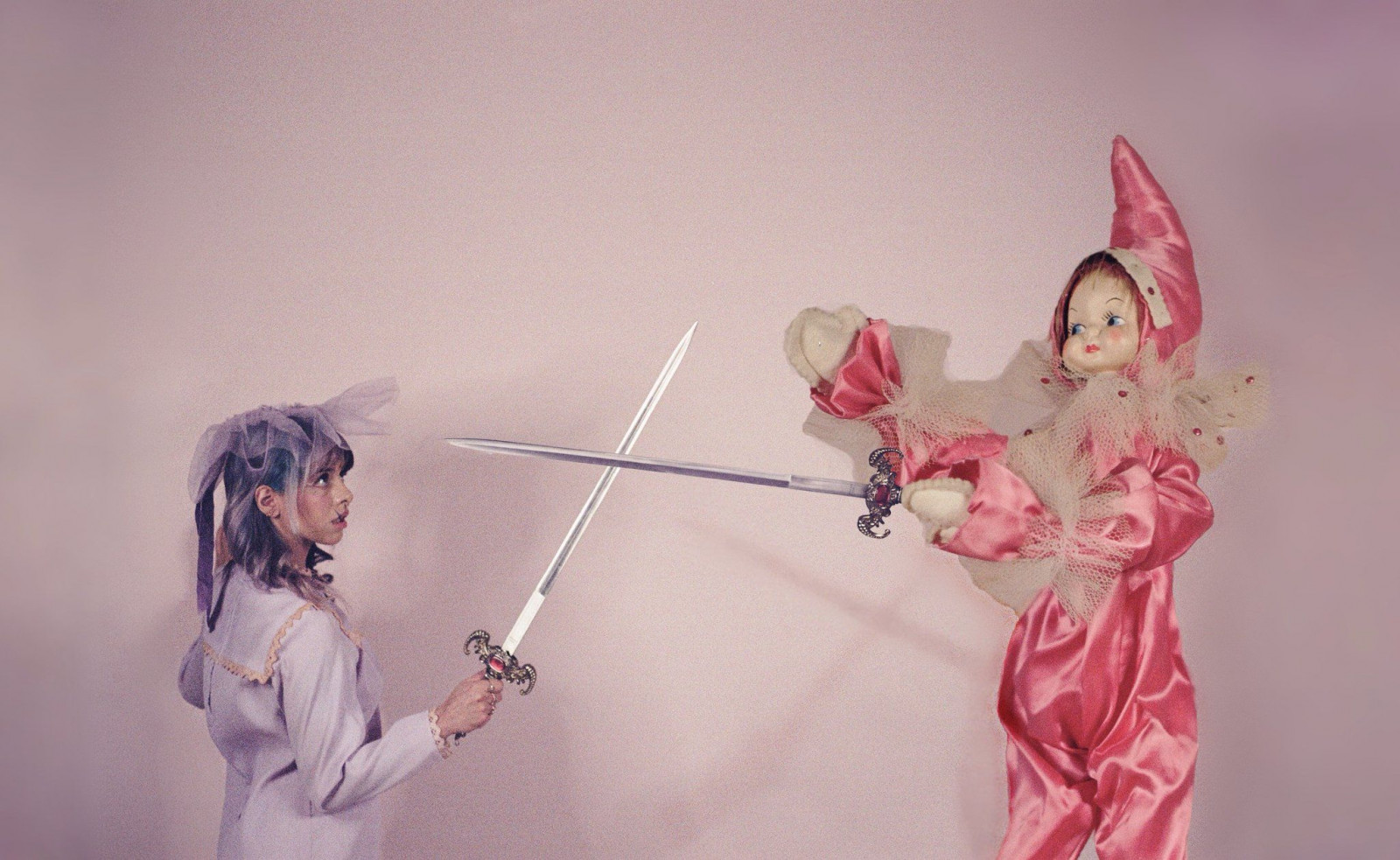 melanie-martinez-sword-fighting